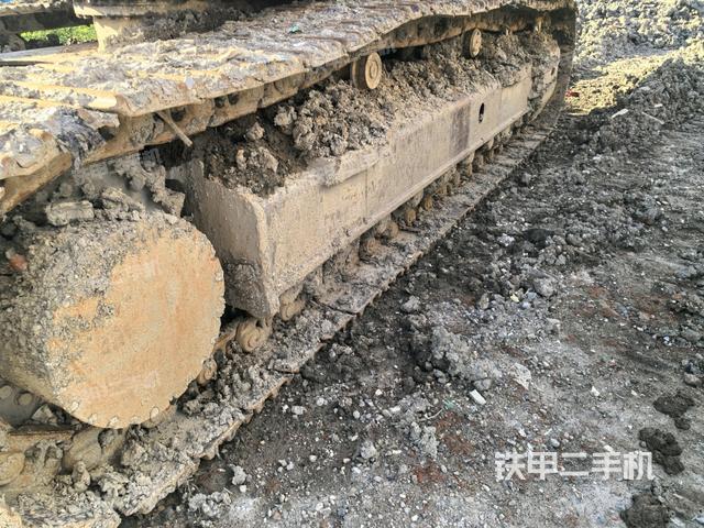 右側(cè)行走馬達(dá)蓋板（行走機(jī)構(gòu)）