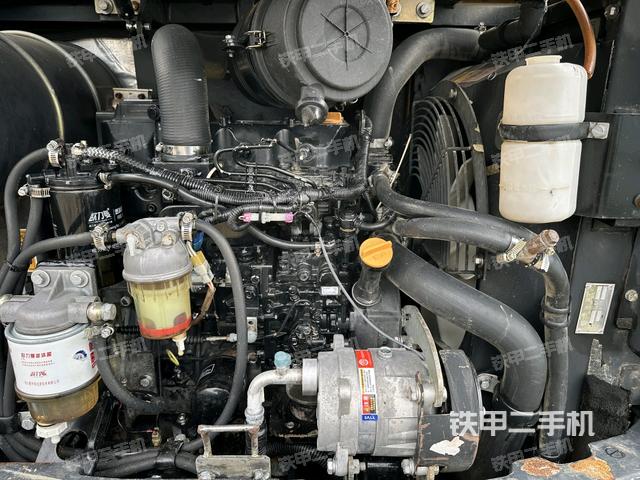 发动机整体俯视（整机外观）