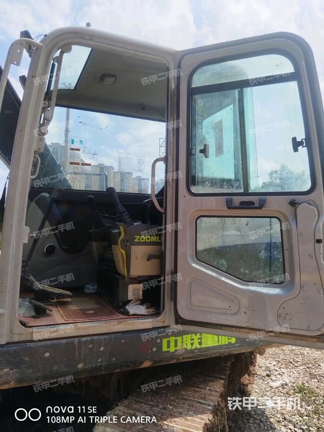 顶棚整体（驾驶室部分）