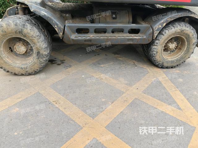 左侧履带整体 （行走机构）