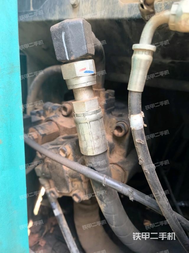 電瓶（大件艙室）