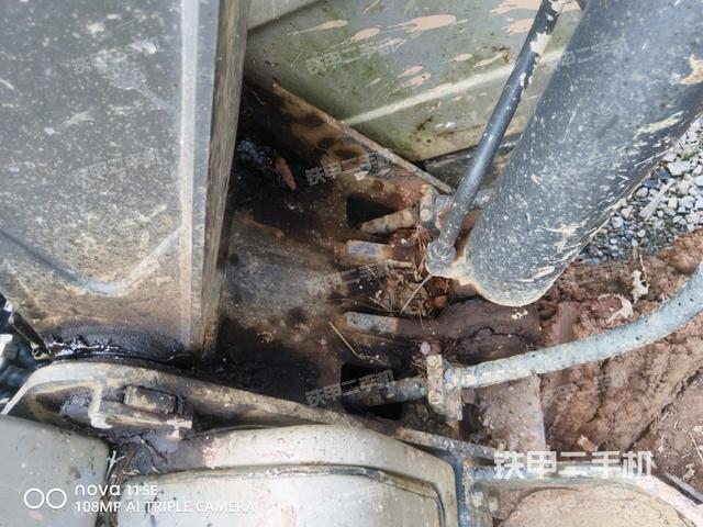 大臂根部 斜（工作和回转装置）