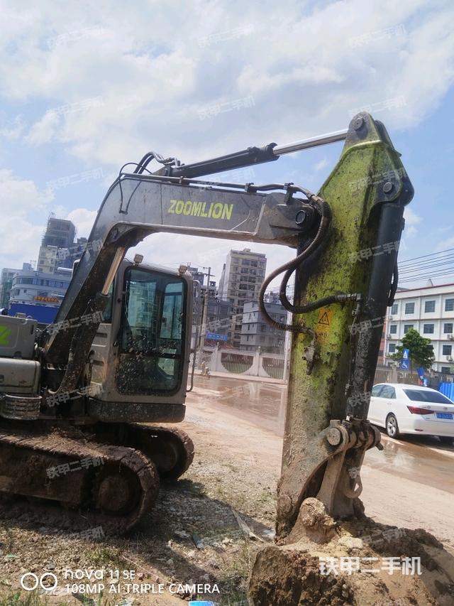 小臂整体左后（工作和回转装置）