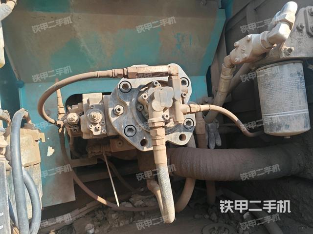 液壓泵斜45?左（大件艙室）