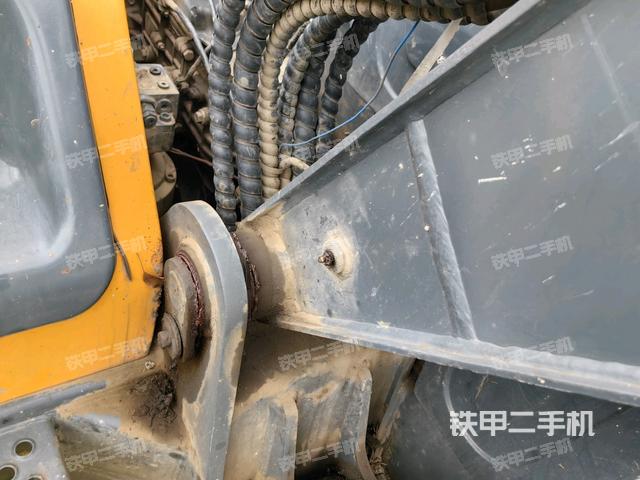 大臂根部 斜（工作和回转装置）