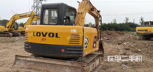 整機右后45°(整機外觀) 整機右后45°(整機外觀)