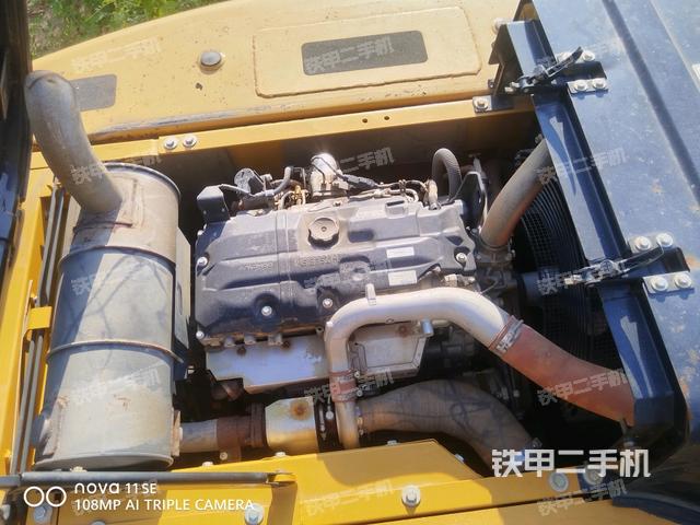 气门室盖螺丝特写（上车部件）