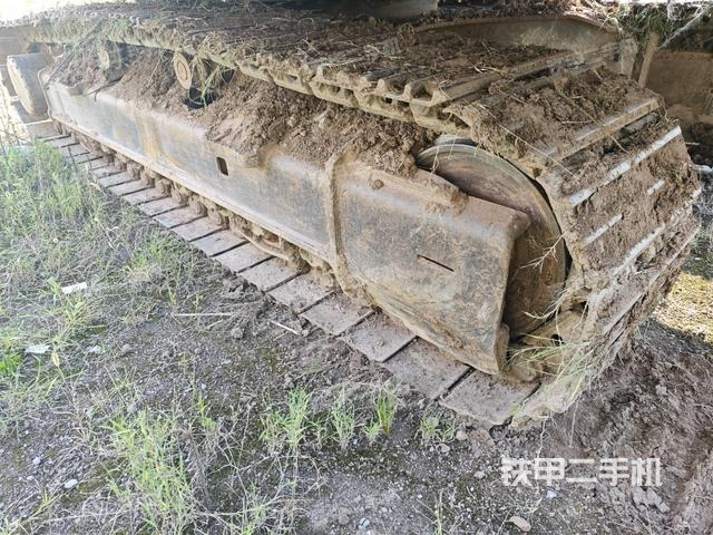 右側(cè)履帶整體（行走機構(gòu)）