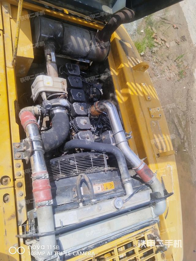 发动机室（上车部件）