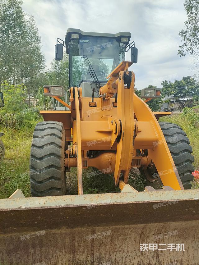 工作装置整体（整机外观及大件）