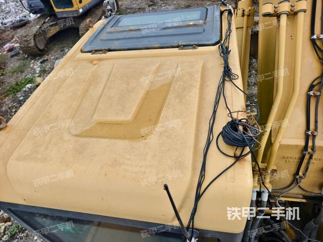 駕駛室頂部俯視（上車部件）