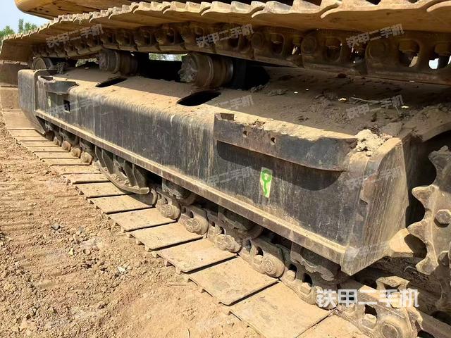 单侧履带整体（整机外观）