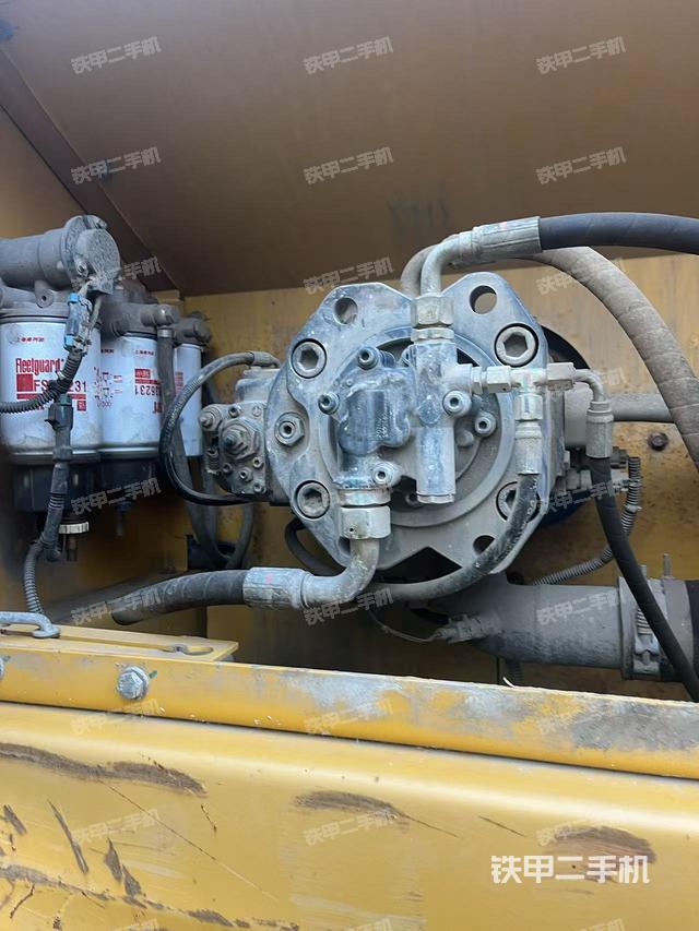 液壓泵室（大件艙室）