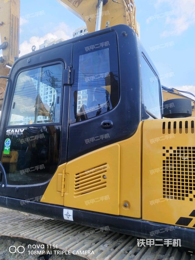 驾驶室左后45度（驾驶室部分）