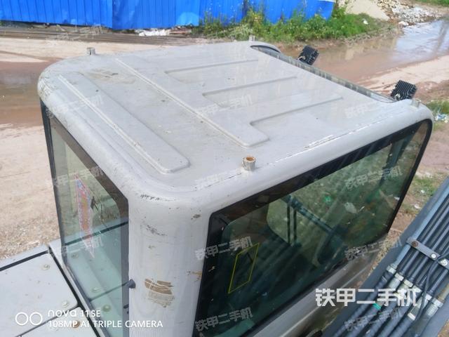 发动机室（上车部件）