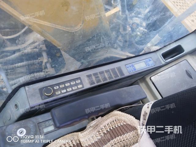 座椅后部（驾驶室部分）