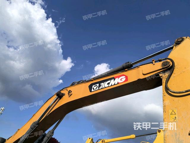 大臂整體?右側(cè)（工作和回轉(zhuǎn)裝置）