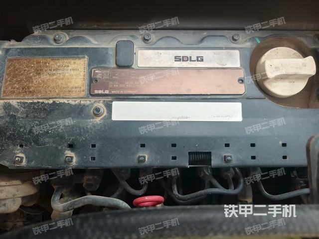 發(fā)動(dòng)機(jī)整體俯視（整機(jī)外觀）