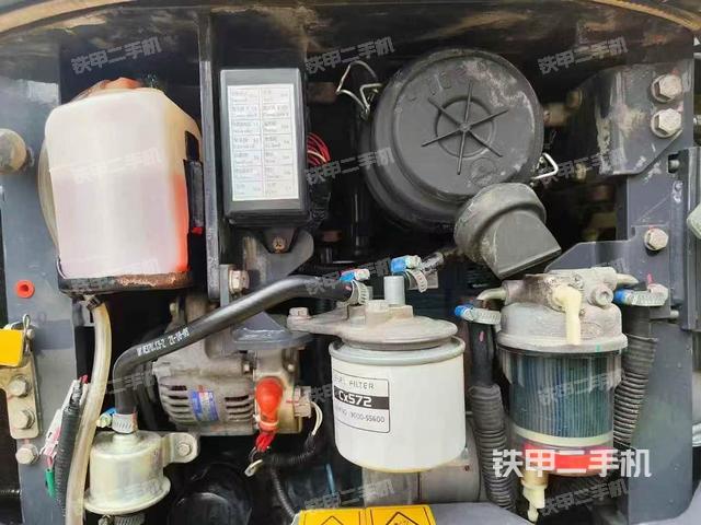 发动机整体俯视（整机外观）