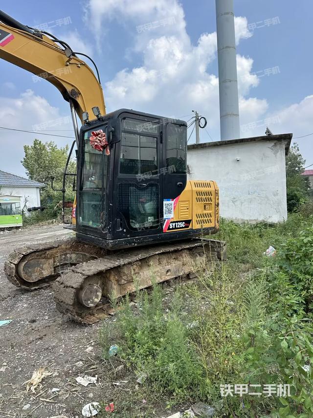 駕駛室整體（整機(jī)外觀）