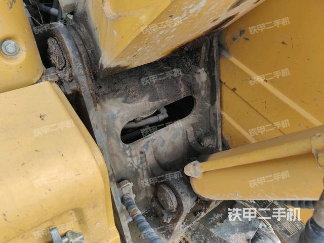 大臂根部?斜(工作和回轉(zhuǎn)裝置) 大臂根部?斜(工作和回轉(zhuǎn)裝置)