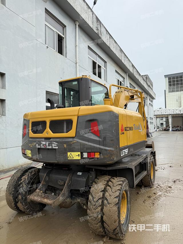 整机右后45°（整机外观）