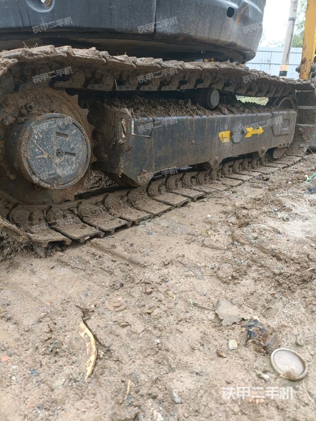 单侧履带整体（整机外观）