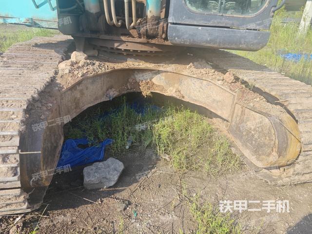 轉(zhuǎn)盤和下車架正前（工作和回轉(zhuǎn)裝置）