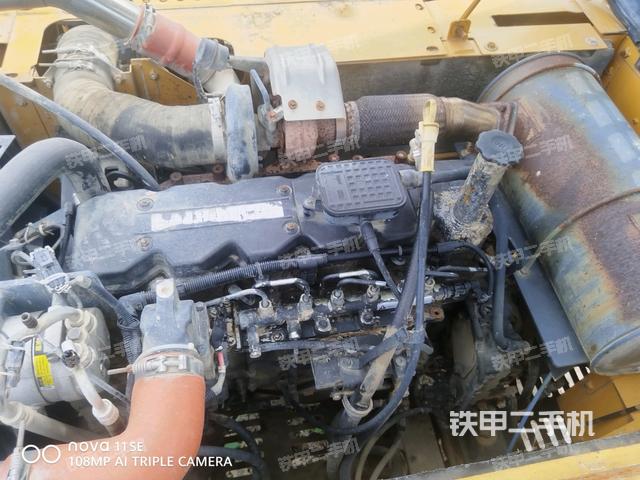 气门室盖螺丝特写（上车部件）