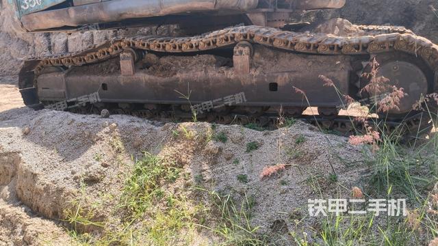 單側履帶整體（整機外觀）