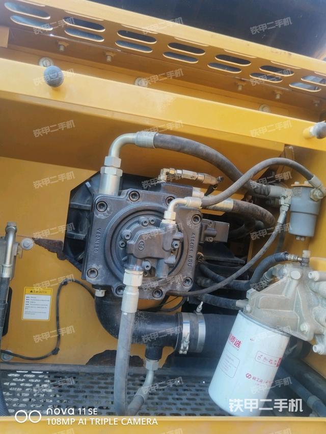 液压泵室（大件舱室）