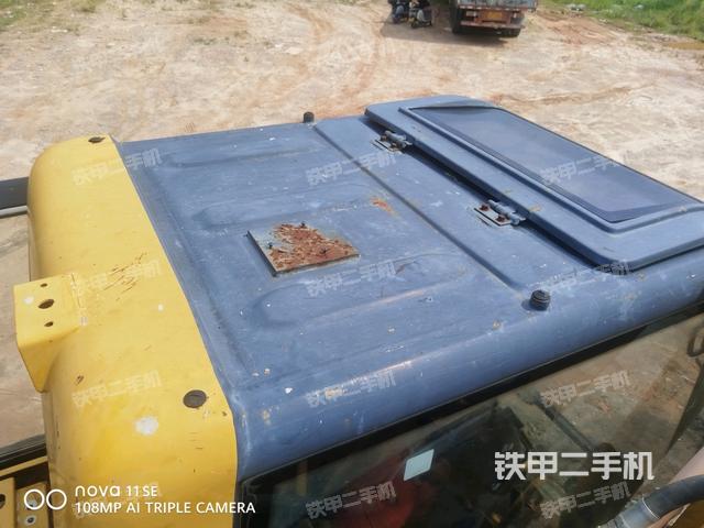 驾驶室顶部俯视（上车部件）