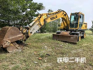 山东临工E7150F挖掘机实拍图片