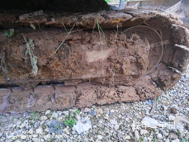 右侧行走马达盖板（行走机构）