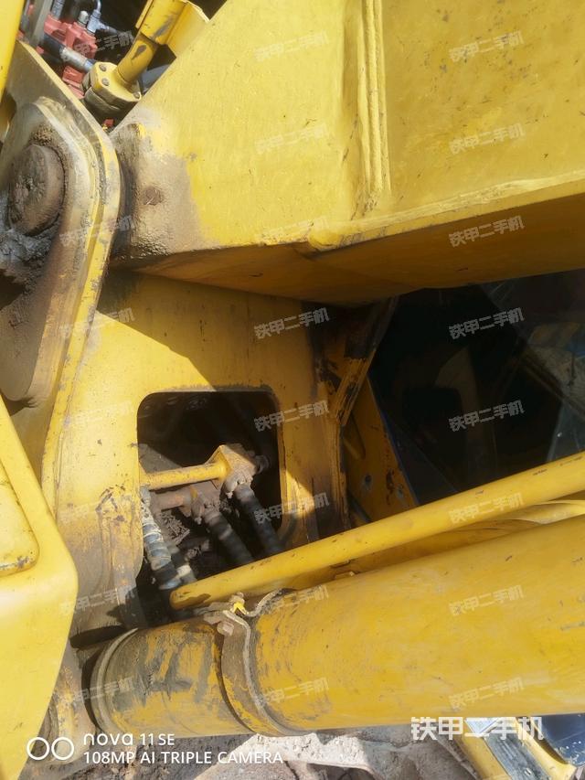 大臂根部 斜视（工作和回转装置）