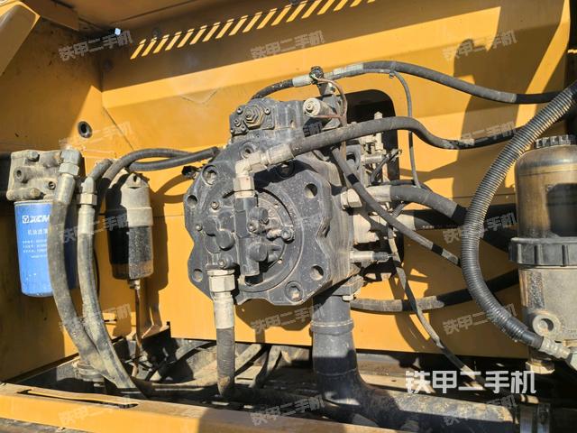 液壓泵斜45?左（大件艙室）