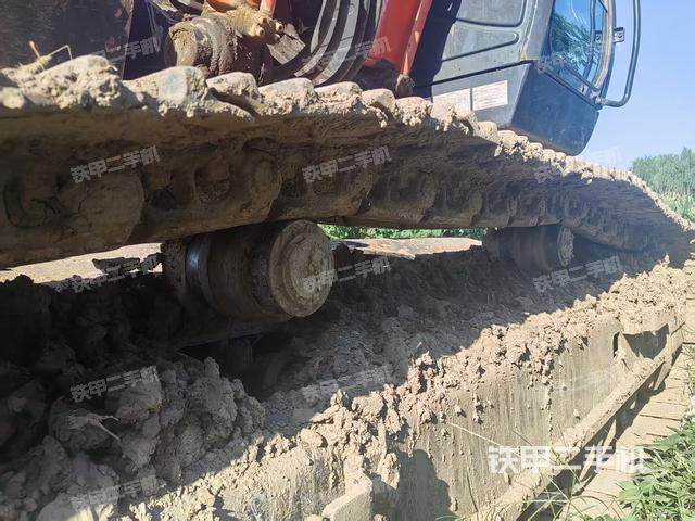 单侧履带整体（整机外观）