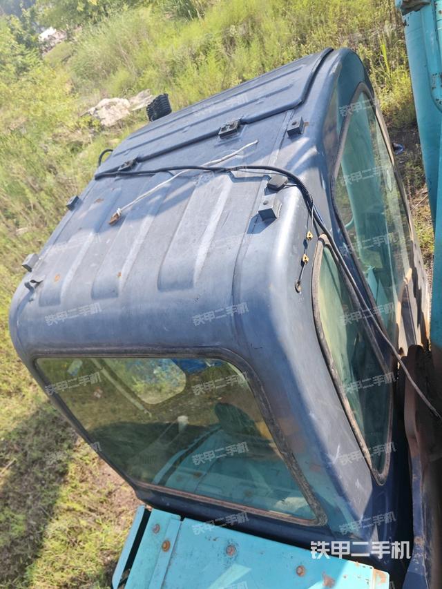 駕駛室頂部俯視（上車部件）