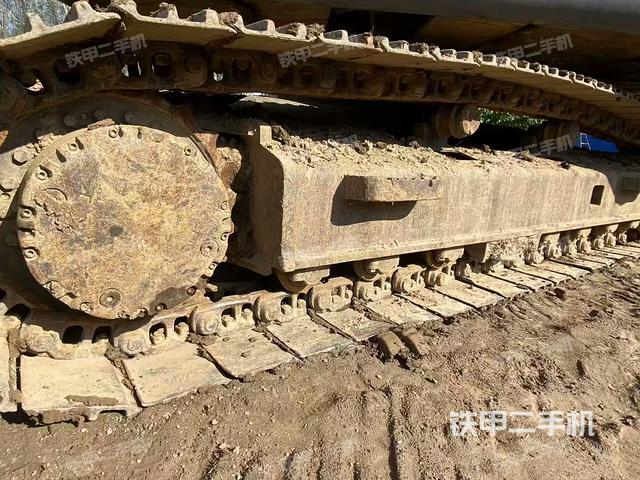 单侧履带整体（整机外观）