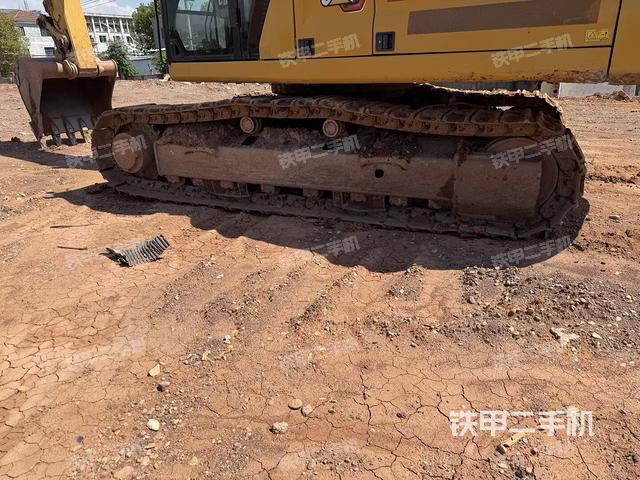 左托鏈輪和鏈筋（行走機(jī)構(gòu)）