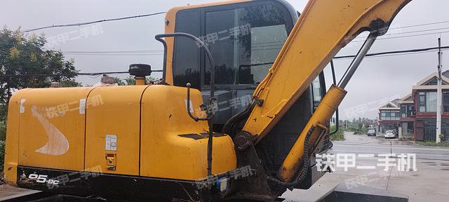 驾驶室整体（整机外观）