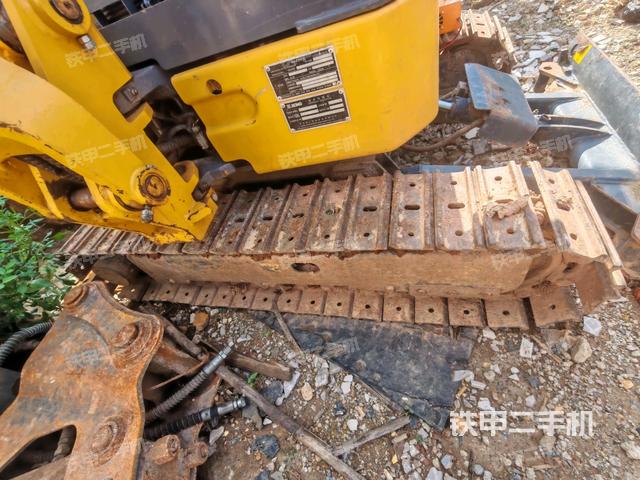 驾驶室整体（整机外观）