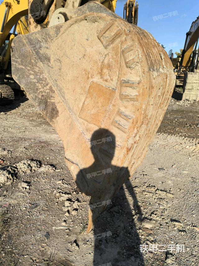 鏟斗45度（工作和回轉(zhuǎn)裝置）