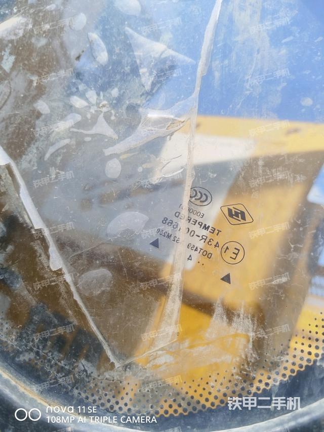 驾驶室左前45度（驾驶室部分）