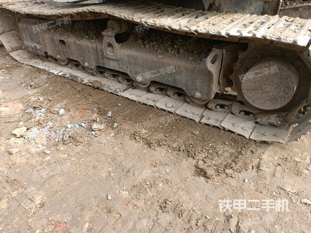 单侧履带整体（整机外观）