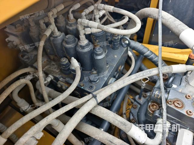 分配閥（上車部件）