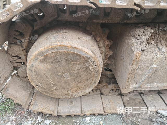 右驅(qū)動(dòng)輪（行走機(jī)構(gòu)）