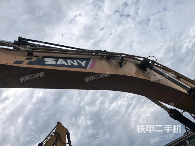 大臂油缸整體?豎拍（工作和回轉(zhuǎn)裝置）