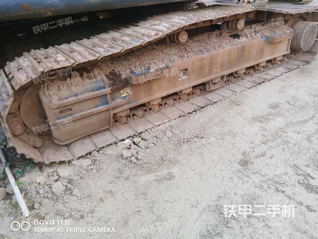 左側(cè)履帶整體?（行走機(jī)構(gòu)）