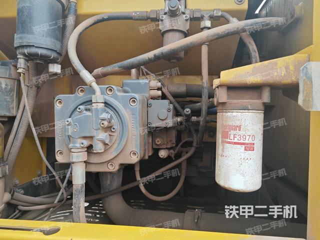 液压泵斜45 左（大件舱室）